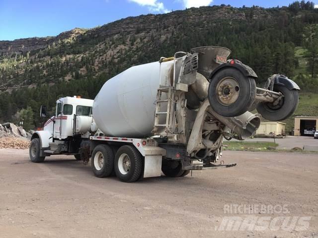 Kenworth W900B 其他货车