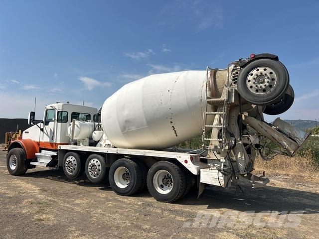 Kenworth W900B 其他货车