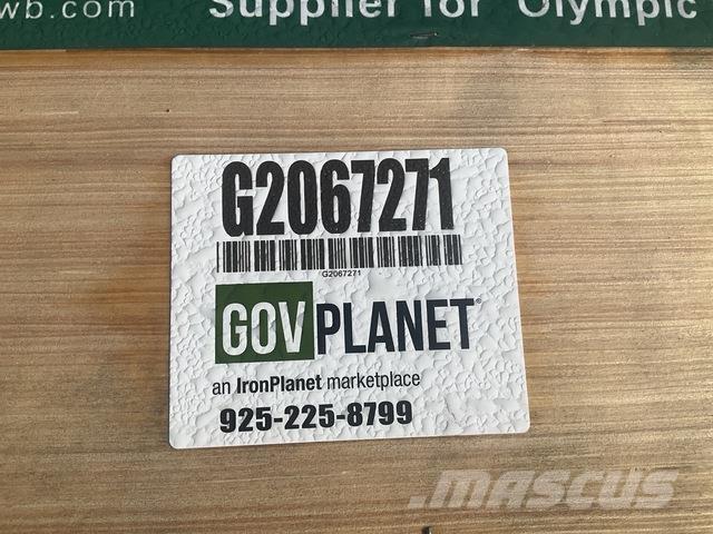 KJ K2223 钢架建筑