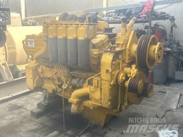 Komatsu  发动机