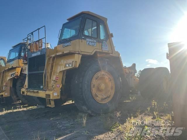 Komatsu 330M 铰接式自卸车