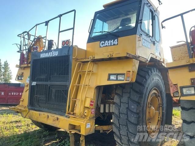 Komatsu 330M 铰接式自卸车