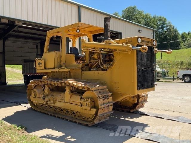 Komatsu D155-A 履带式推土机
