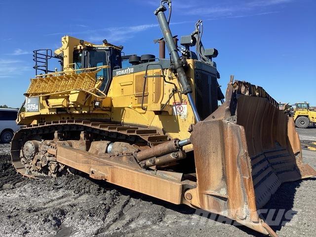 Komatsu D375A 履带式推土机