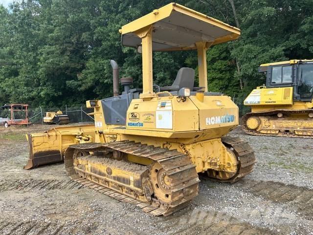 Komatsu D41E-6 履带式推土机