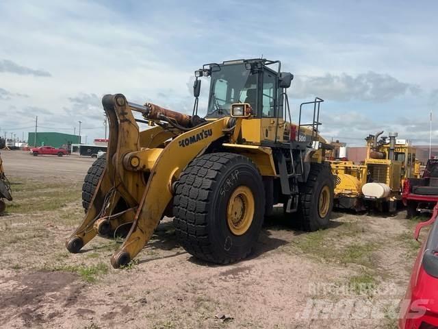 Komatsu WA500 轮式装载机
