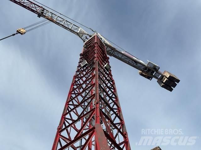 Kroll K200 塔式起重机