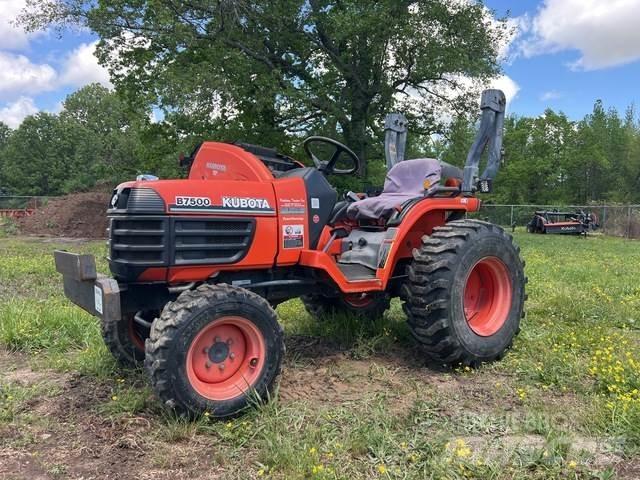 Kubota B7500DT 小型拖拉机
