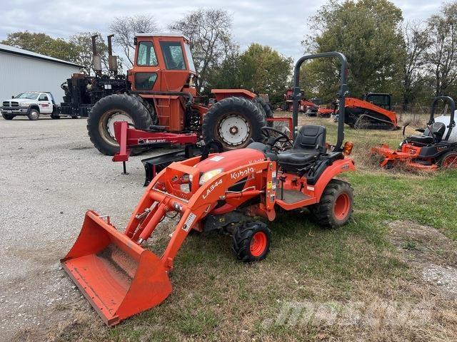 Kubota BX1880 小型拖拉机