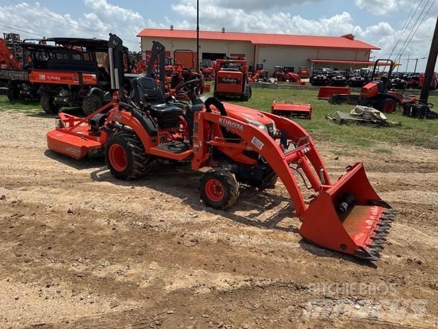 Kubota BX1880V 小型拖拉机