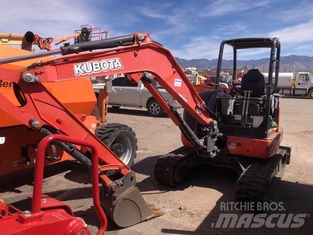 Kubota KX040-4 履带挖掘机