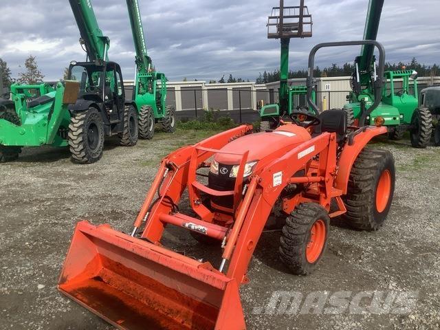 Kubota L2501 小型拖拉机