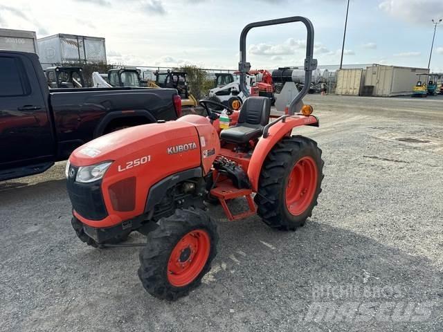 Kubota L2501D 小型拖拉机