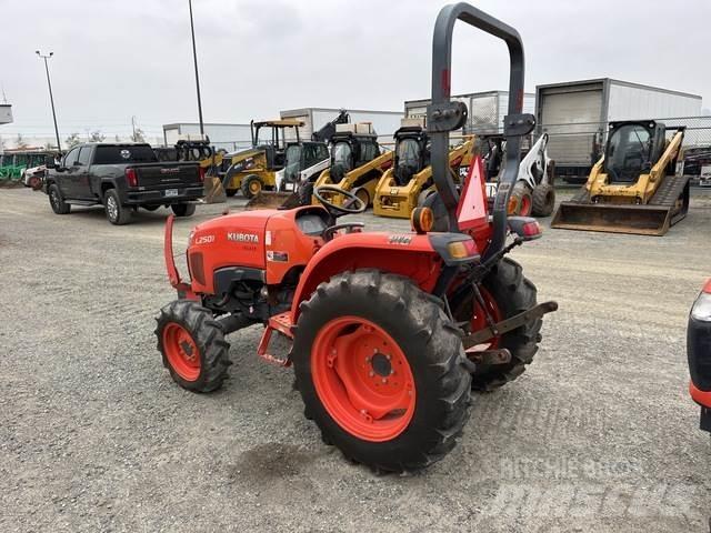 Kubota L2501D 小型拖拉机
