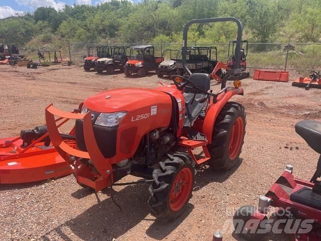 Kubota L2501DT 小型拖拉机