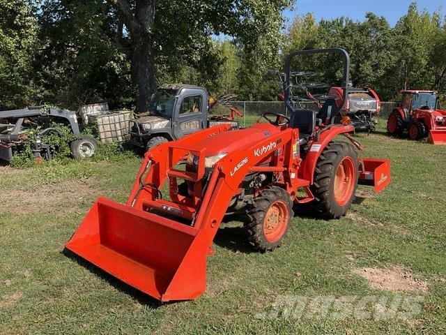 Kubota L2501DT 小型拖拉机