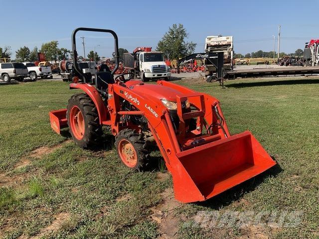 Kubota L2501DT 小型拖拉机
