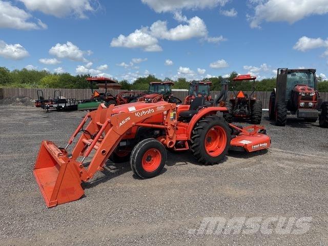Kubota L2501F 小型拖拉机