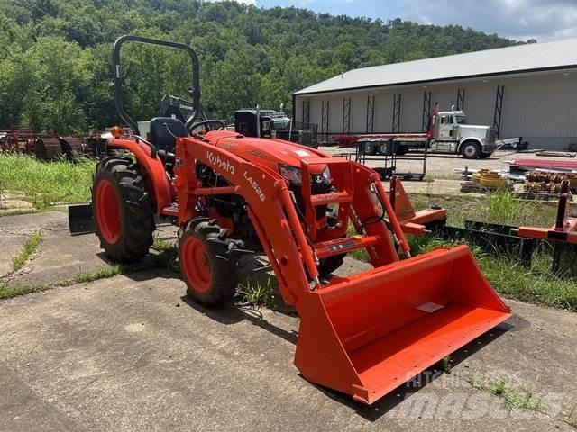 Kubota L2502DT 小型拖拉机
