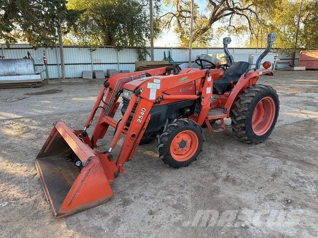 Kubota L2800D 拖拉机/农用车