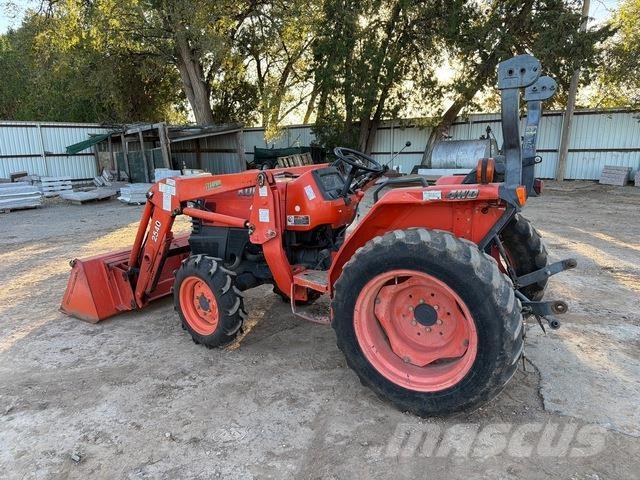 Kubota L2800D 拖拉机/农用车
