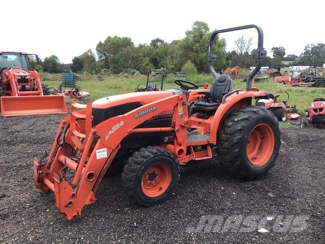 Kubota L3240 小型拖拉机