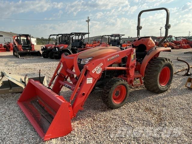Kubota L3301D 小型拖拉机