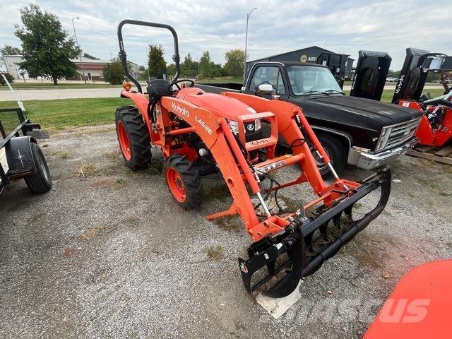 Kubota L3301D 小型拖拉机