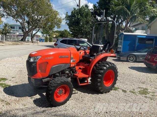 Kubota L3301D 小型拖拉机