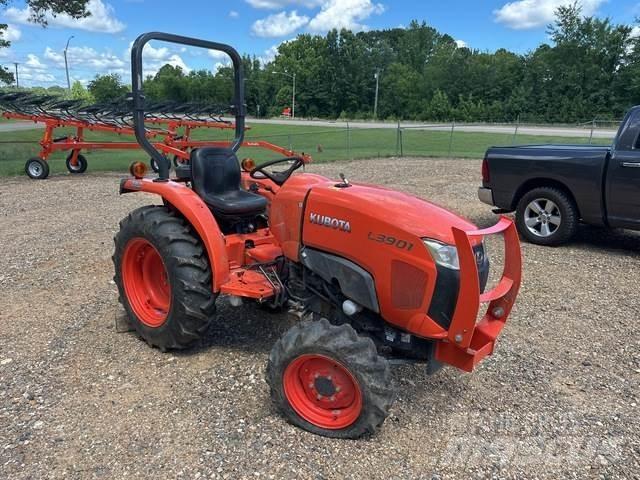 Kubota L3901DT 小型拖拉机