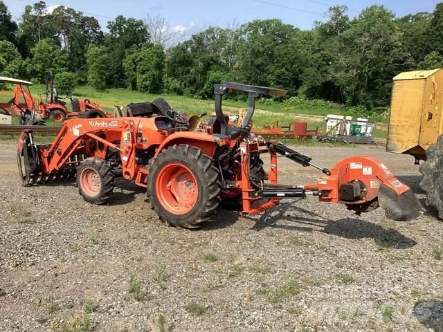 Kubota L3902DT 小型拖拉机