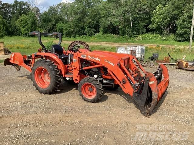 Kubota L3902DT 小型拖拉机