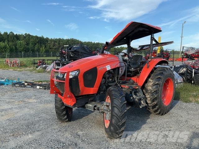 Kubota M5-111D 小型拖拉机