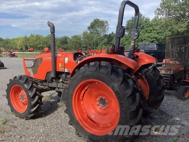 Kubota M7060HD 小型拖拉机