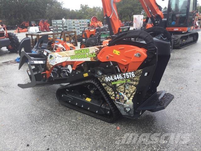 Kubota SCL1000 滑移装载机