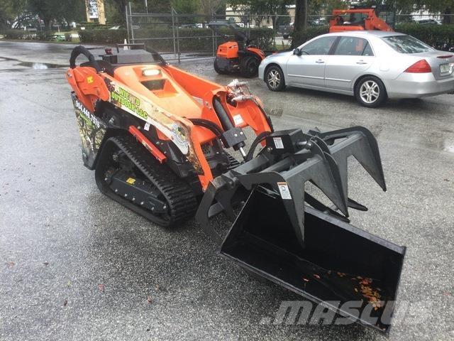 Kubota SCL1000 滑移装载机