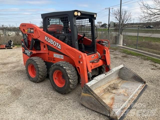 Kubota SSV75 滑移装载机