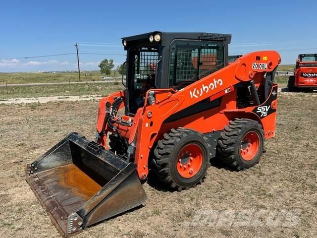 Kubota SSV75 滑移装载机