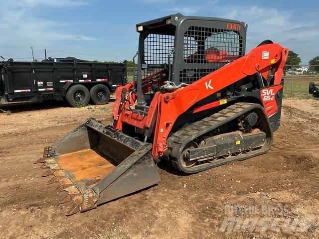 Kubota SVL65-2 滑移装载机