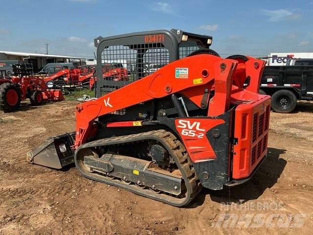 Kubota SVL65-2 滑移装载机