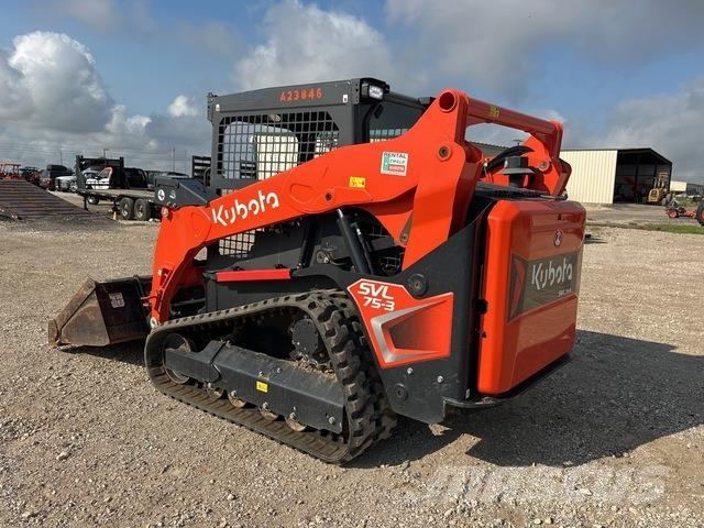Kubota SVL75-3 滑移装载机