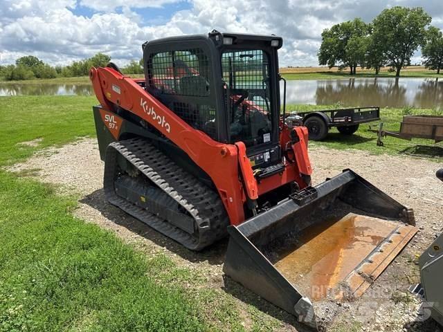 Kubota SVL97-2 滑移装载机
