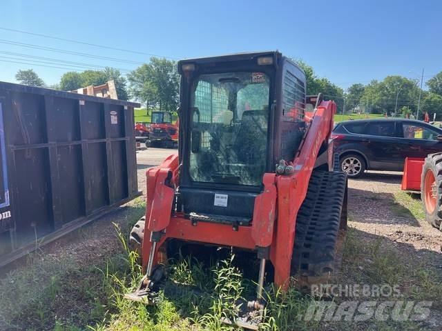 Kubota SVL97-2 滑移装载机
