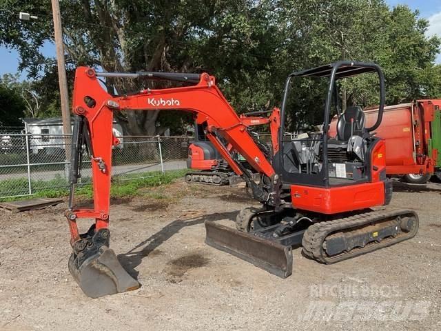Kubota U35-4R1 履带挖掘机