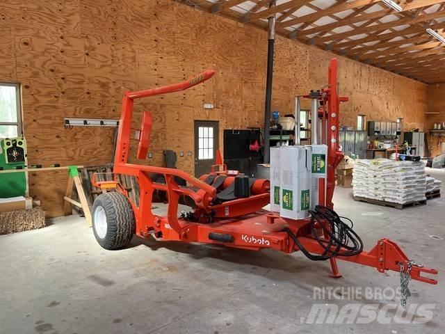 Kubota WR1600C 牧草包膜机