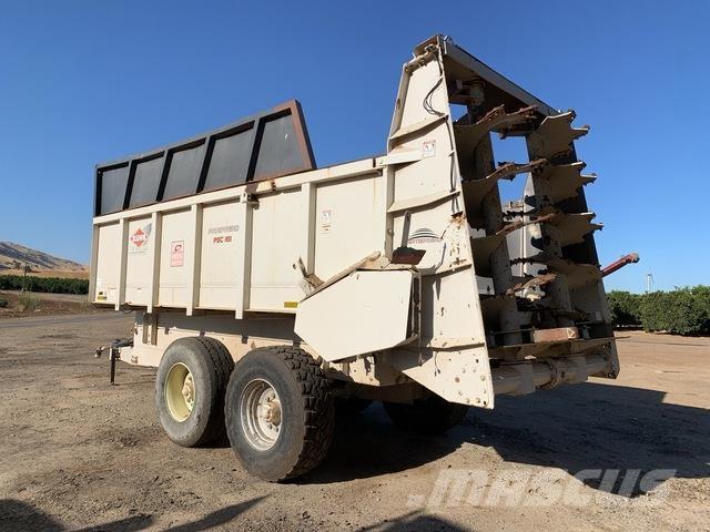 Kuhn PSC161T 撒肥机