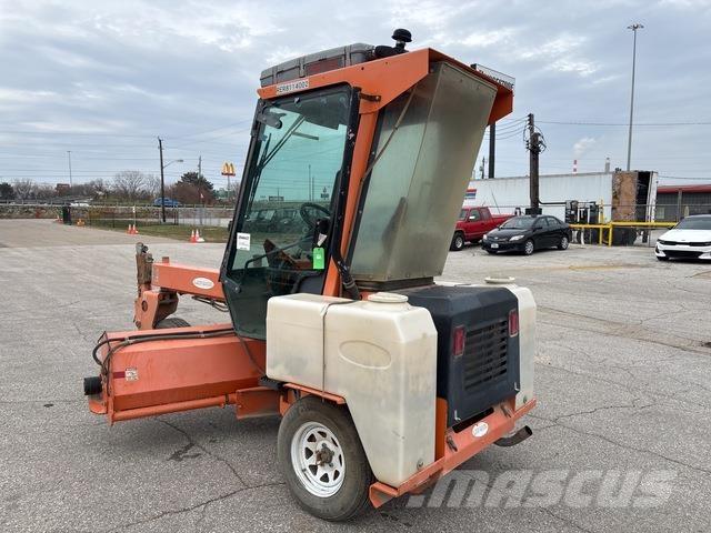 Lay-Mor 8HC 室内清扫机