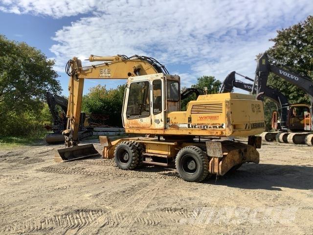 Liebherr A912 轮式挖掘机