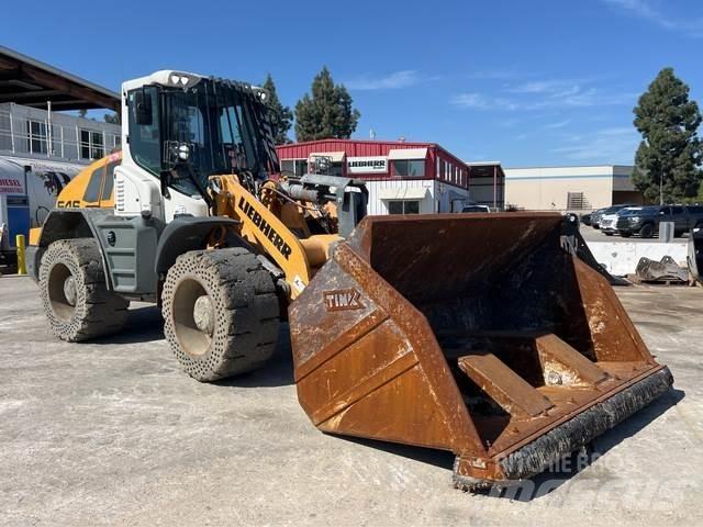 Liebherr L546 轮式装载机