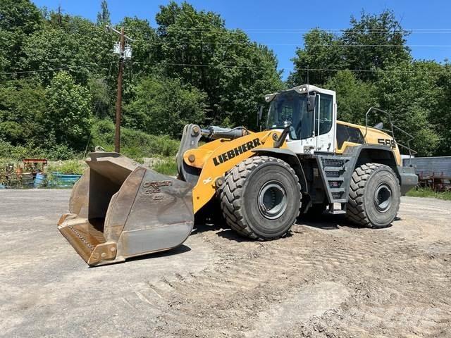 Liebherr L586 轮式装载机